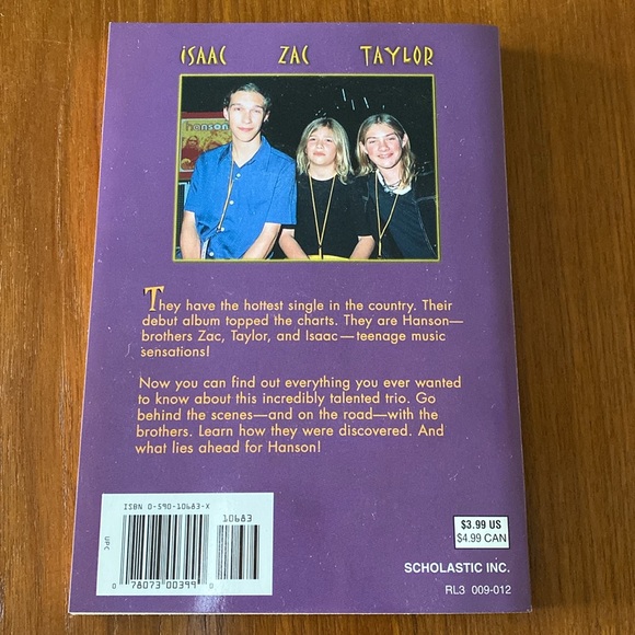 VTG Hanson Set of 2 VHS Tapes & 7 Books - Picture 11 of 14